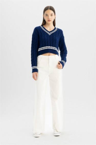 Regular Fit V Yaka Saç Örgülü Çizgi Triko Kazak