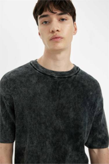 تيشيرت نص كم قصة مريحة ممشط