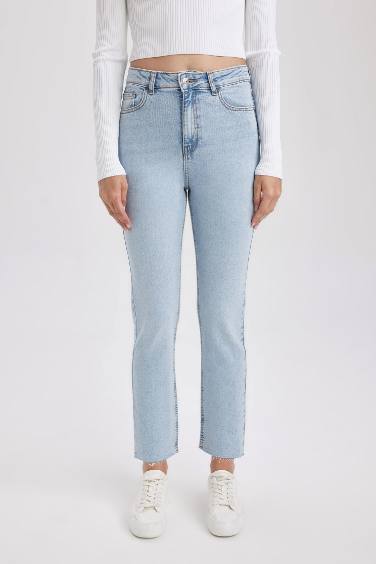 Mary Straight Leg High Waist Washed Jeans