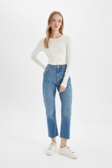 Mary Vintage Straight Fit Yüksek Bel Paça Ucu Kesik Bilek Boy Jean Yıkamalı Pantolon