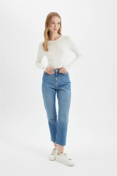 Mary Vintage Straight Fit Yüksek Bel Paça Ucu Kesik Bilek Boy Jean Yıkamalı Pantolon