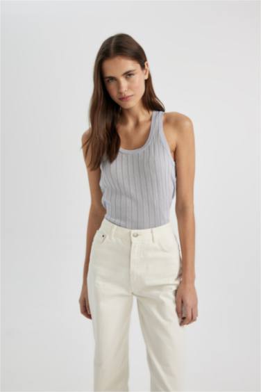 ديباردور مضلع قصة عادية