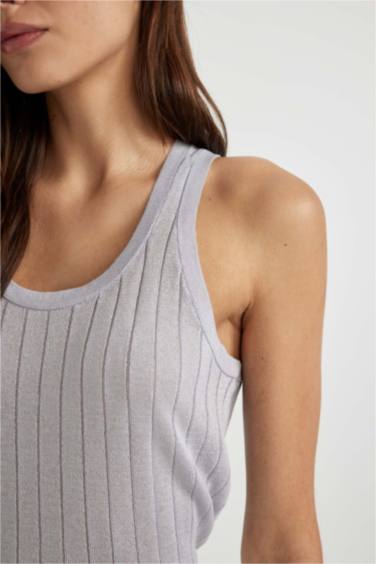 ديباردور مضلع قصة عادية