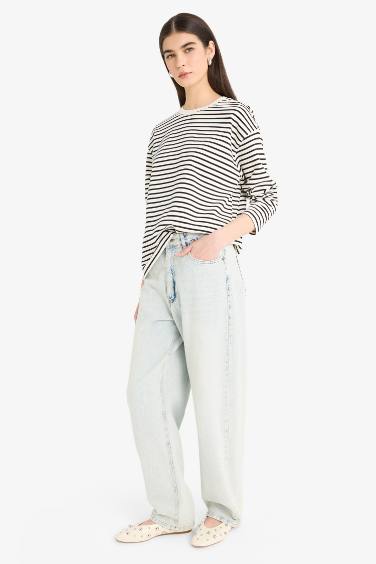 Woman Long Sleeve T-Shirt