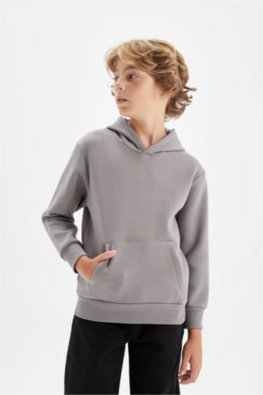 سويت شيرت للمدرسه اولادي قصة عادية بجيب رمادي