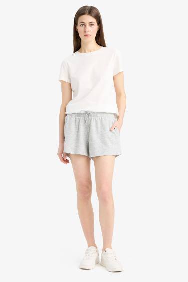Regular Fit Regular Waist Tied Shorts