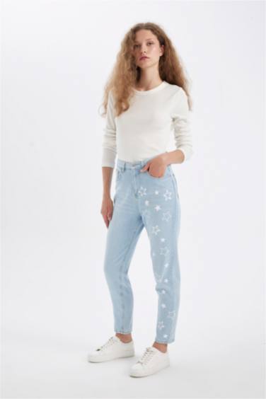 Lina Mom Fit Yüksek Bel Rahat Kalıp Hafif Dar Paça Bilek Boy Jean Yıkamalı Pantolon