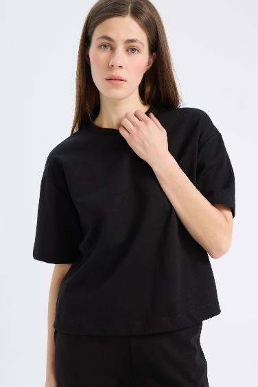 Relax Fit Crew Neck Basic Short Sleeve Black T-Shirt