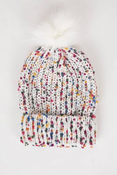 Girl Pompom Beanie