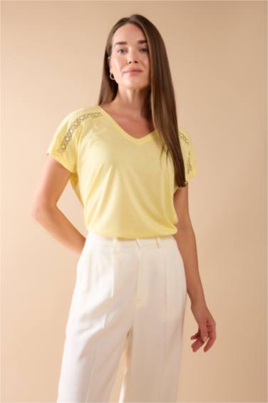 V Neck Basic Short Sleeve T-Shirt