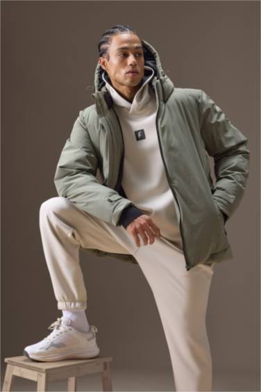 Usb Isıtıcılı Su İtici Rüzgar Geçirmez Kapüşonlu Fermuarlı Kışlık Kayak Montu