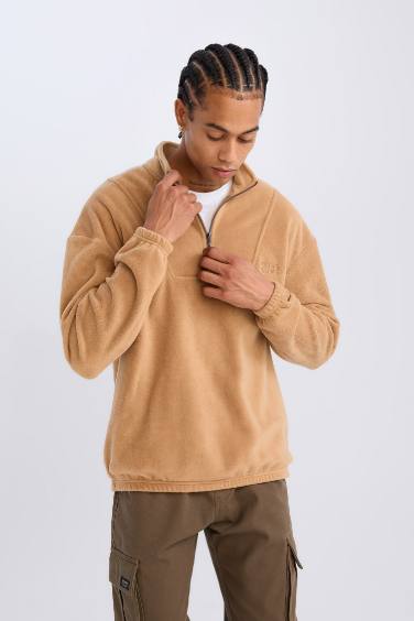 Comfort Regular Fit Rahat Kalıp Dik Yaka Baskılı Polar Sweatshirt