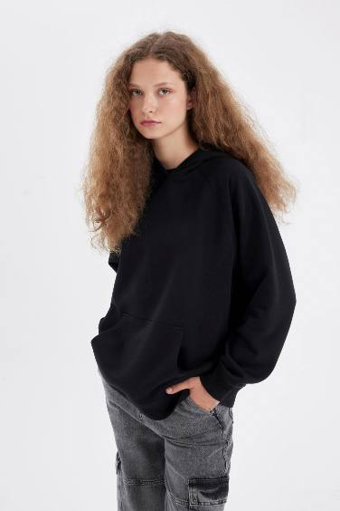 Oversize Geniş Kalıp Kapüşonlu Kanguru Cepli Kalın Basic Düz Sweatshirt