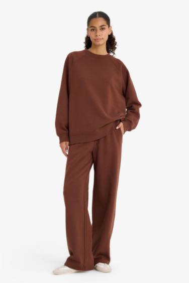 Straight Fit Basic Thick Sweatshirt Fabric Trousers