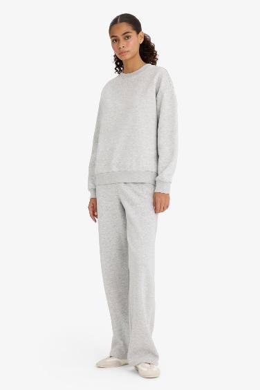 Толстые спортивные брюки Straight Fit Basic с карманами и из материала для свитшотов