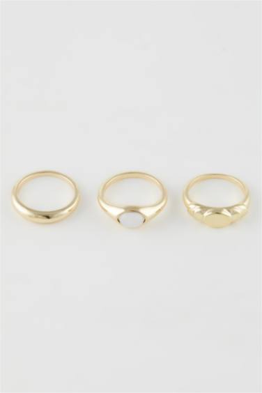 Woman 3 Piece Gold Rings