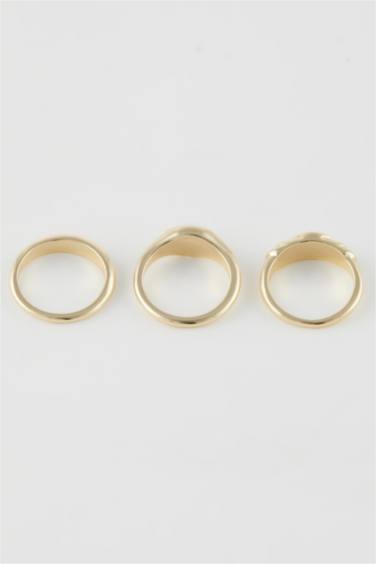 Woman 3 Piece Gold Rings