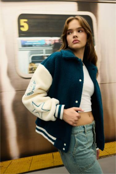 Coool Oversize Geniş Kalıp Pelüş Bomber Mont Ceket Polo Yaka Nakışlı Çıtçıtlı Cepli