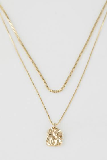 Woman 2 Piece Plate Detailed Gold Necklace