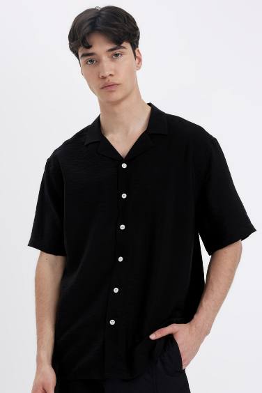 Chemise à manches courtes Coupe Relax avec col polo