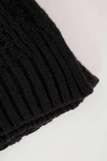 سكارف رجالي أسود