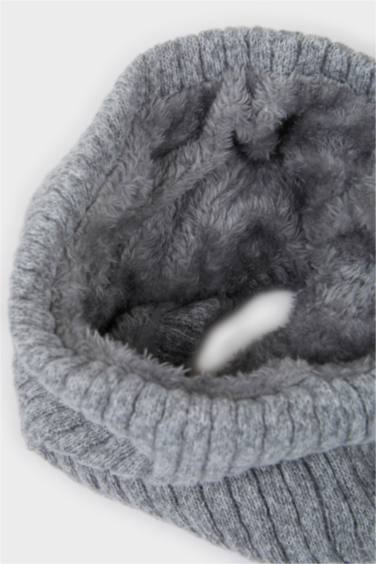 Man Lined Neck Scarf