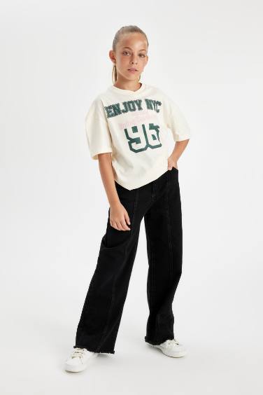 Girl Relax Fit V Neck Text Printed Short Sleeve T-Shirt