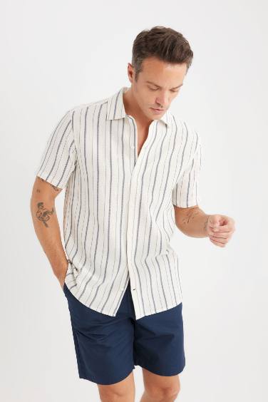 Regular Fit Polo Collar Cotton Printed Short Sleeve Shirt