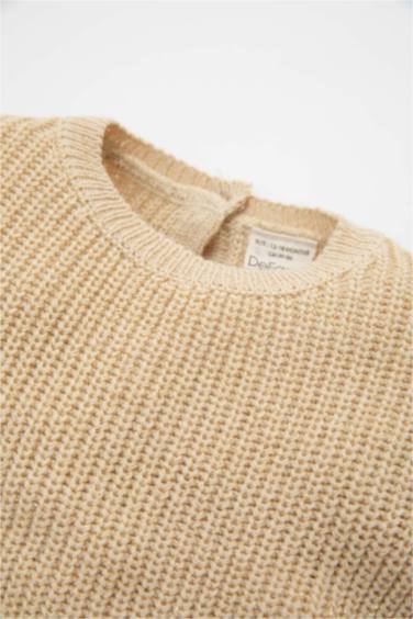 بلوفر تريكو بيبي بناتي قصة عادية بياقة مستديرة بيج رملي