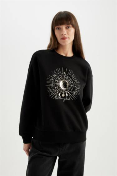 Свитшот свободного кроя с принтом