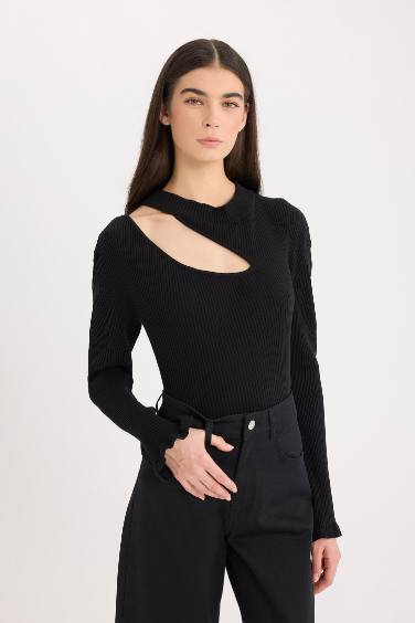 Slim Fit Crew Neck Camisole Long Sleeve T-Shirt