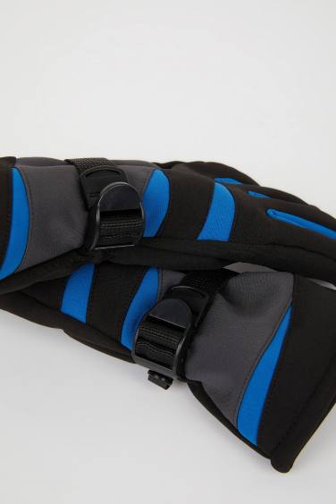 قفازات للأولاد