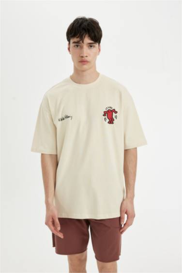 Oversize Fit Keith Haring Licensed Crew Neck Short Sleeve T-Shirt