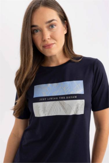 تي شيرت نص كم قصة عادية بياقة مستديرة