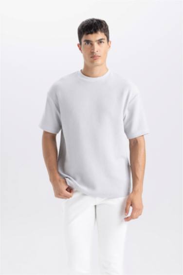 تيشيرت نص كم واسع برقبة مستديرة