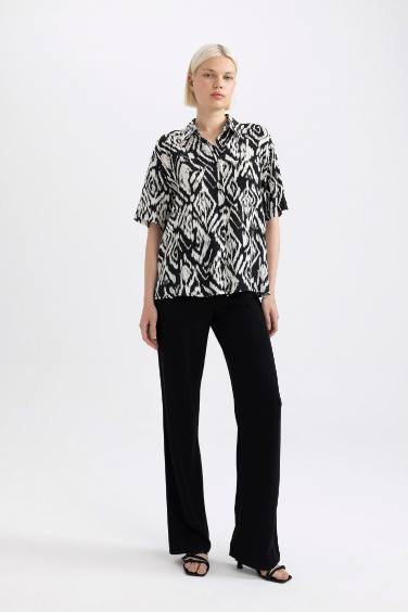 Oversize Fit Patterned Short Sleeve Shirt