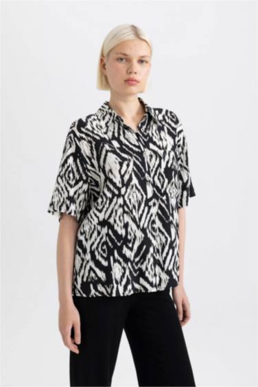 Oversize Fit Patterned Short Sleeve Shirt