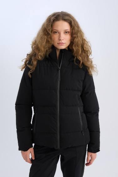 бас киімді Пальто