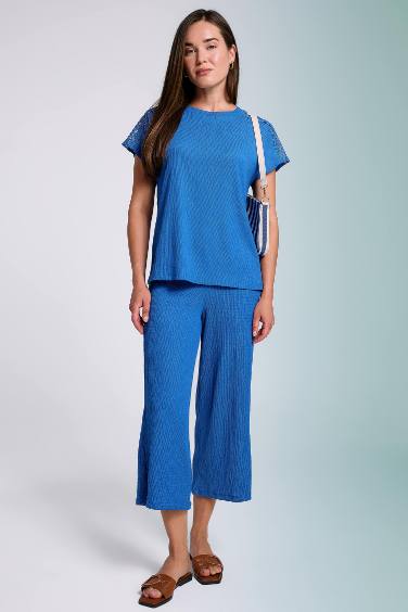 Wide Leg Straight Crop Trousers