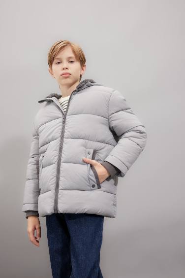 Boy Waterproof Hooded Pocketed Plush Lined Puffer Jacket