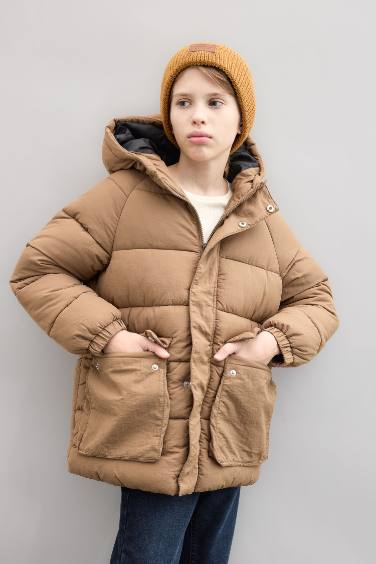 Erkek Çocuk Su Geçirmez Kapüşonlu Fermuarlı Çıtçıtlı Cepli Şişme Mont