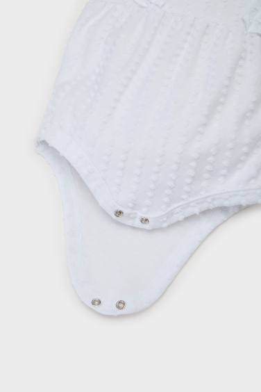 سالوبيت نص كم بناتي بياقة مستديرة