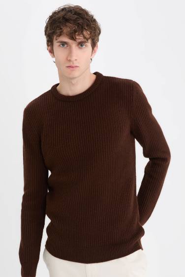 Standard Fit Crew Neck Knitwear Pullover