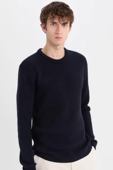 Standard Fit Crew Neck Knitwear Pullover