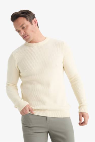 Pull en tricot texturé à col rond Coupe standard