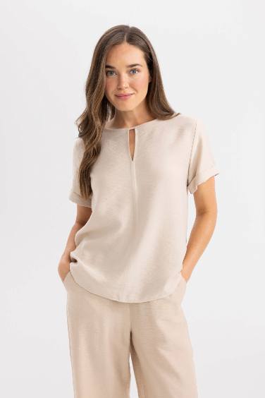 Regular Fit Round Collar Short Sleeve Blouse