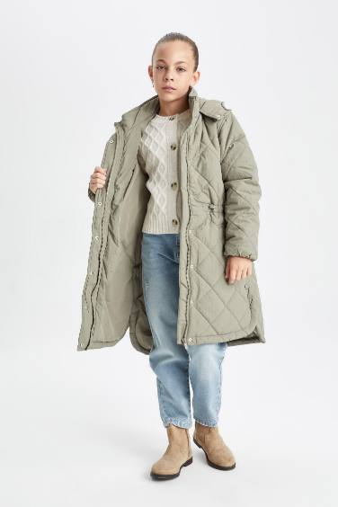 Kız Çocuk Su Geçirmez Kapüşonlu Fermuarlı Çıtçıtlı Cepli Uzun Mont Parka