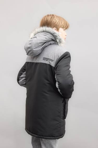 Ұлдарға бас киімді шерпа Пальто