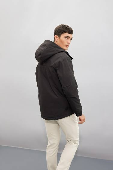 Su Geçirmez Hafif İnce Yağmurluk Mont Kapüşonlu Fermuarlı Cepli Mevsimlik