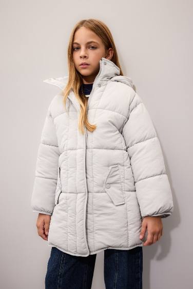 قمصلة نفخ طويل بناتي مقاوم للماء بغطاء للرأس